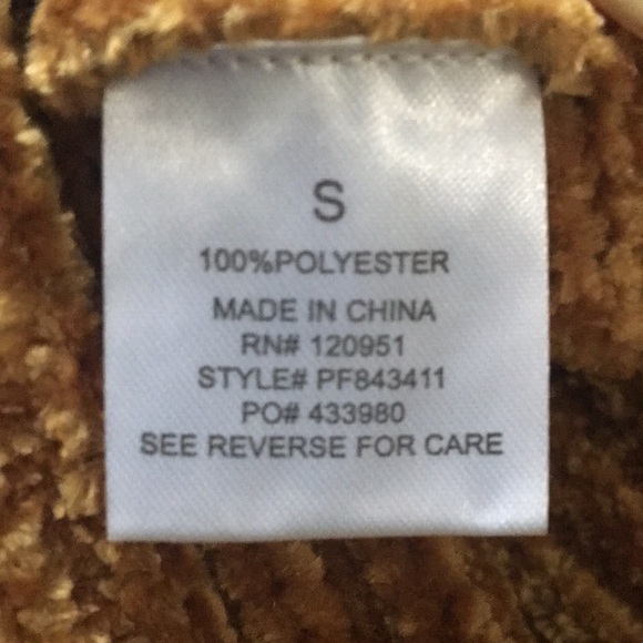 Women’s boxy mustard sweater - Picture 5 of 6